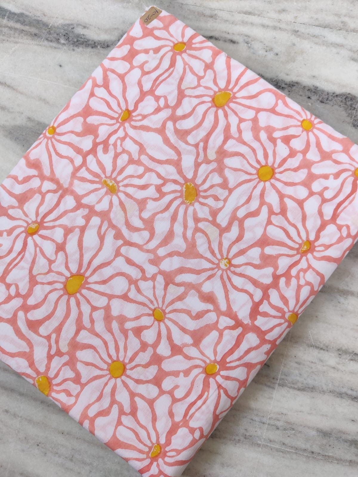 Peach Daisy Floral Cotton Fabric, Soft Cotton Floral 100% Cotton Fabric By The Yard, Quilting, Sewing, Dressmaking, Textile Fabric