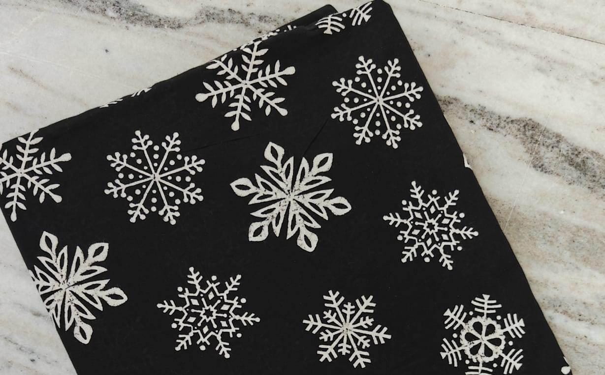 Black Cotton Fabric with White Snowflake Print, Christmas Winter Fabric by the Yard, Quilting, Sewing & Holiday Crafts, Loose Running Fabric