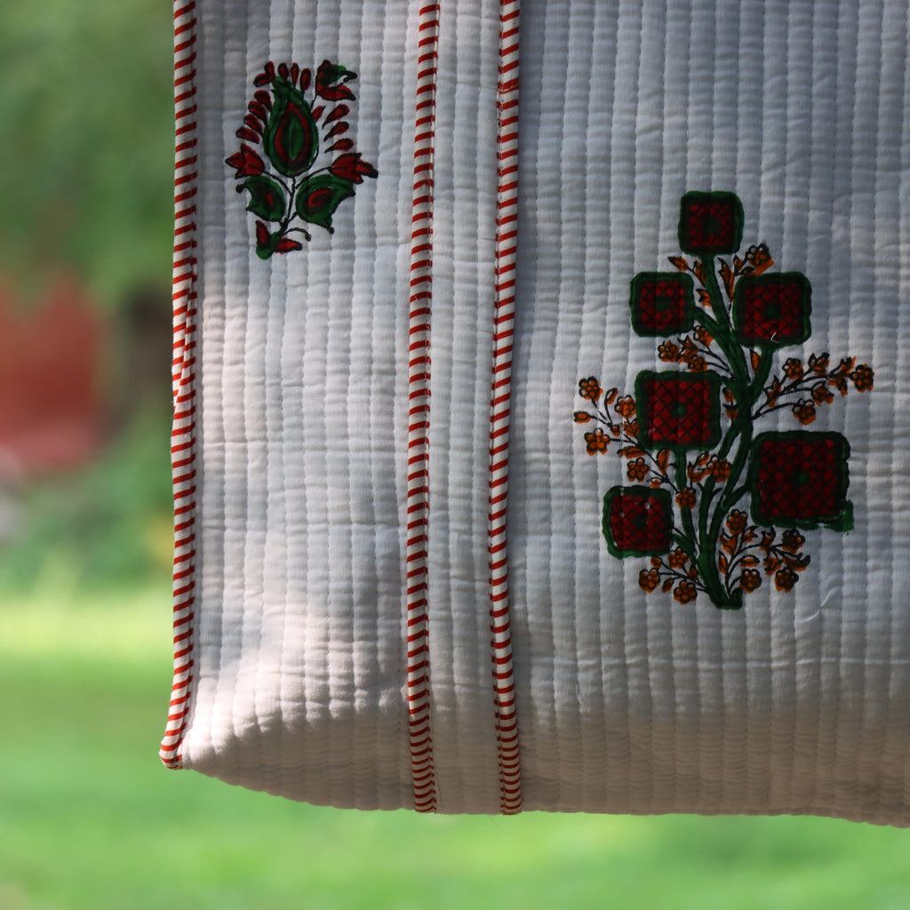 Handmade Quilted Tote Bag with Floral Embroidery, Cotton White Shoulder Bag, Eco Friendly Reusable Bag, Boho Everyday Carry Tote