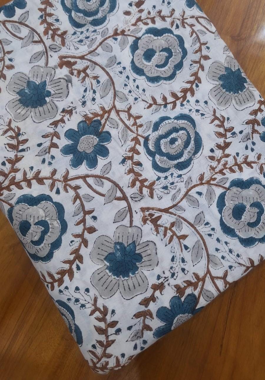 Blue Floral Cotton Fabric, Vintage Flower Print Fabric, Botanical Vine Cotton Fabric by Yard, Soft Craft Sewing Fabric, Dressmaking Fabric