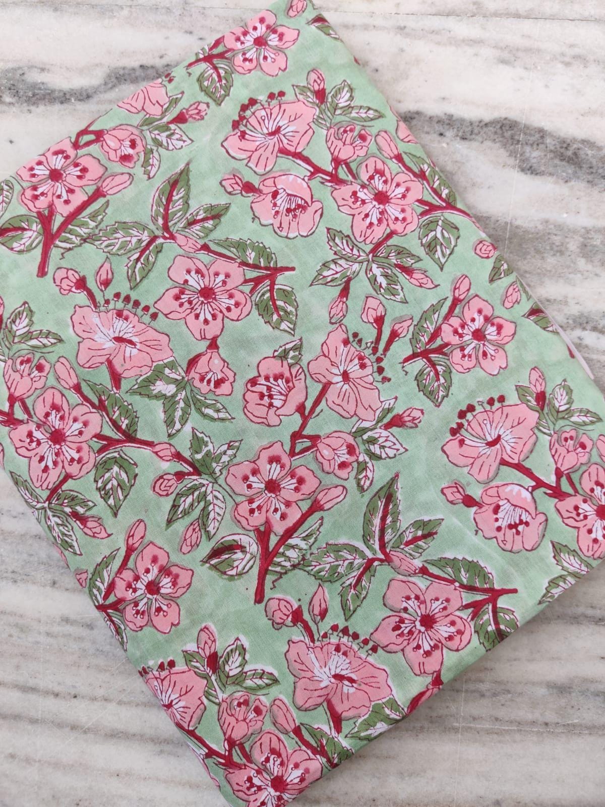 Green Pink Floral Cotton Fabric, 100% Soft Printed Cotton by the Yard, Quilting, Sewing, Dressmaking, Textile Fabric, Loose Running Fabric