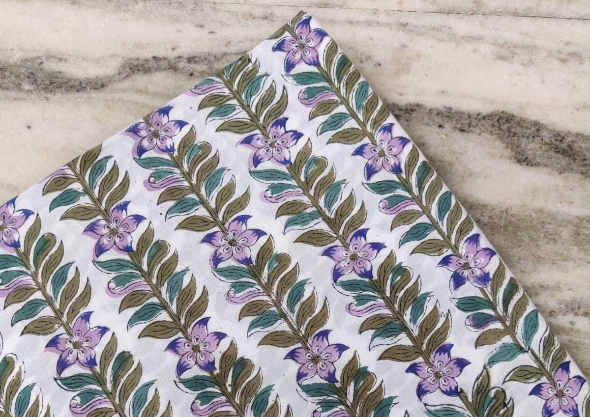 White Purple Floral Cotton Fabric, Soft Cotton Fabric by the Yard, Quilting, Sewing, Dressmaking, Fabric for Loose Running, Textile Fabric