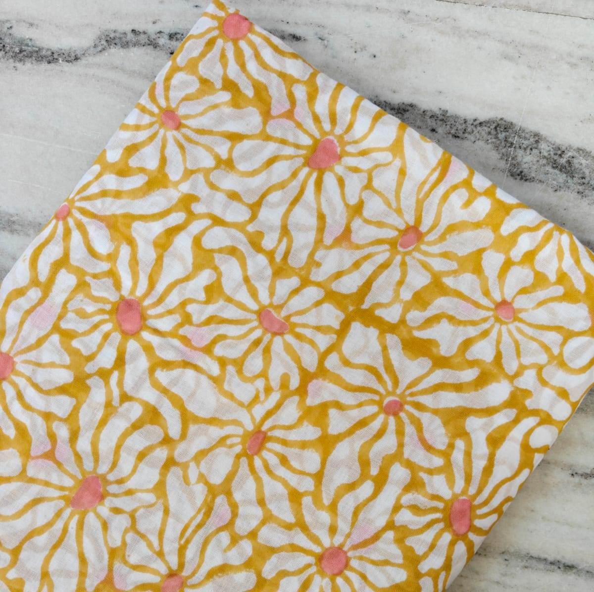 Yellow Daisy Floral Cotton Fabric, Soft Cotton Floral 100% Cotton Fabric By The Yard, Quilting, Sewing, Dressmaking, Textile Fabric