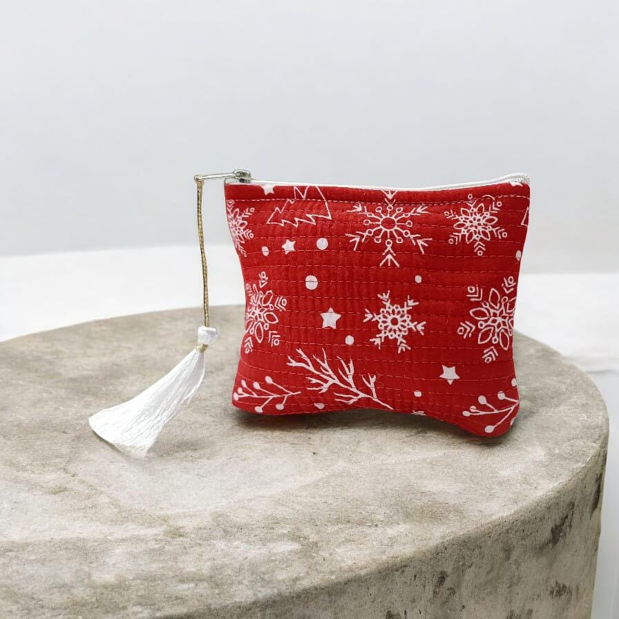 Handmade Quilted Pouch with Red Floral Design – Zipper Bag with Tassel | Christmas Gifts | Gift For Her | Tote Bags | Gift For Bags