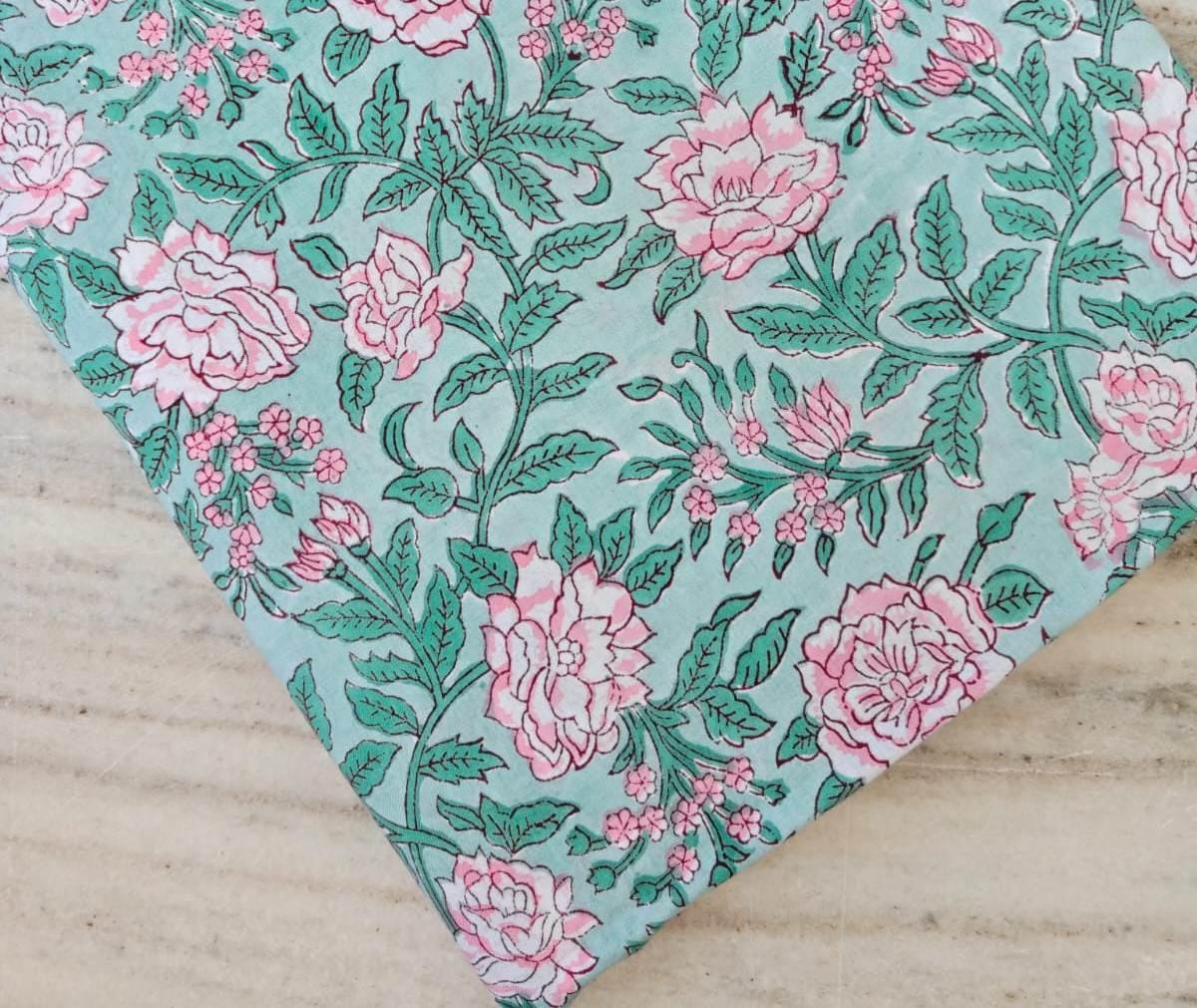 Green Floral Cotton Fabric, 100% Soft Printed Cotton by the Yard, Quilting, Sewing, Dressmaking, Textile Fabric, Loose Running Fabric
