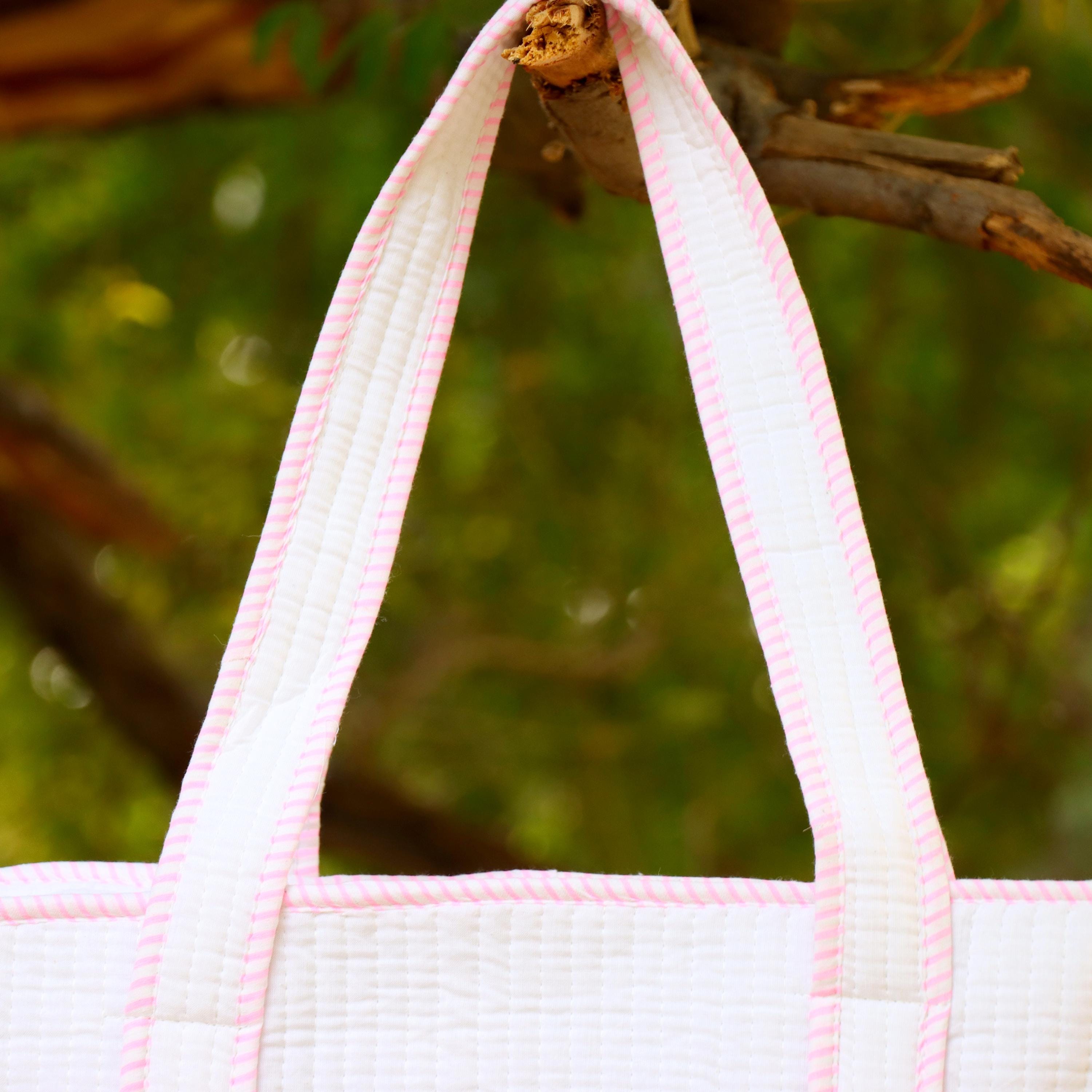 Hand Block White Cotton Floral Block Print Shoulder Bag, Handmade Quilted Tote Bag, Quilted Tote Bag, Indian Bags Shopping Bags, Women's Bag