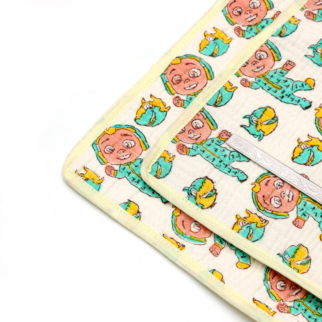 Quilted Baby Burp Cloth, Soft Cotton Burp Rag Placement, Cute Cartoon Baby & Fish Print Placement, Reusable Newborn Feeding Cloth Placement
