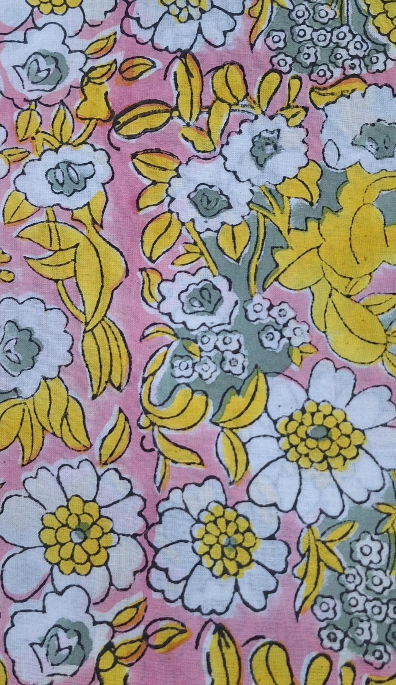 Pink Floral Cotton Fabric, Vintage Style Flower Print Cotton, Soft Lightweight Fabric for Dressmaking, Quilting & Crafts, Cottagecore Fabric