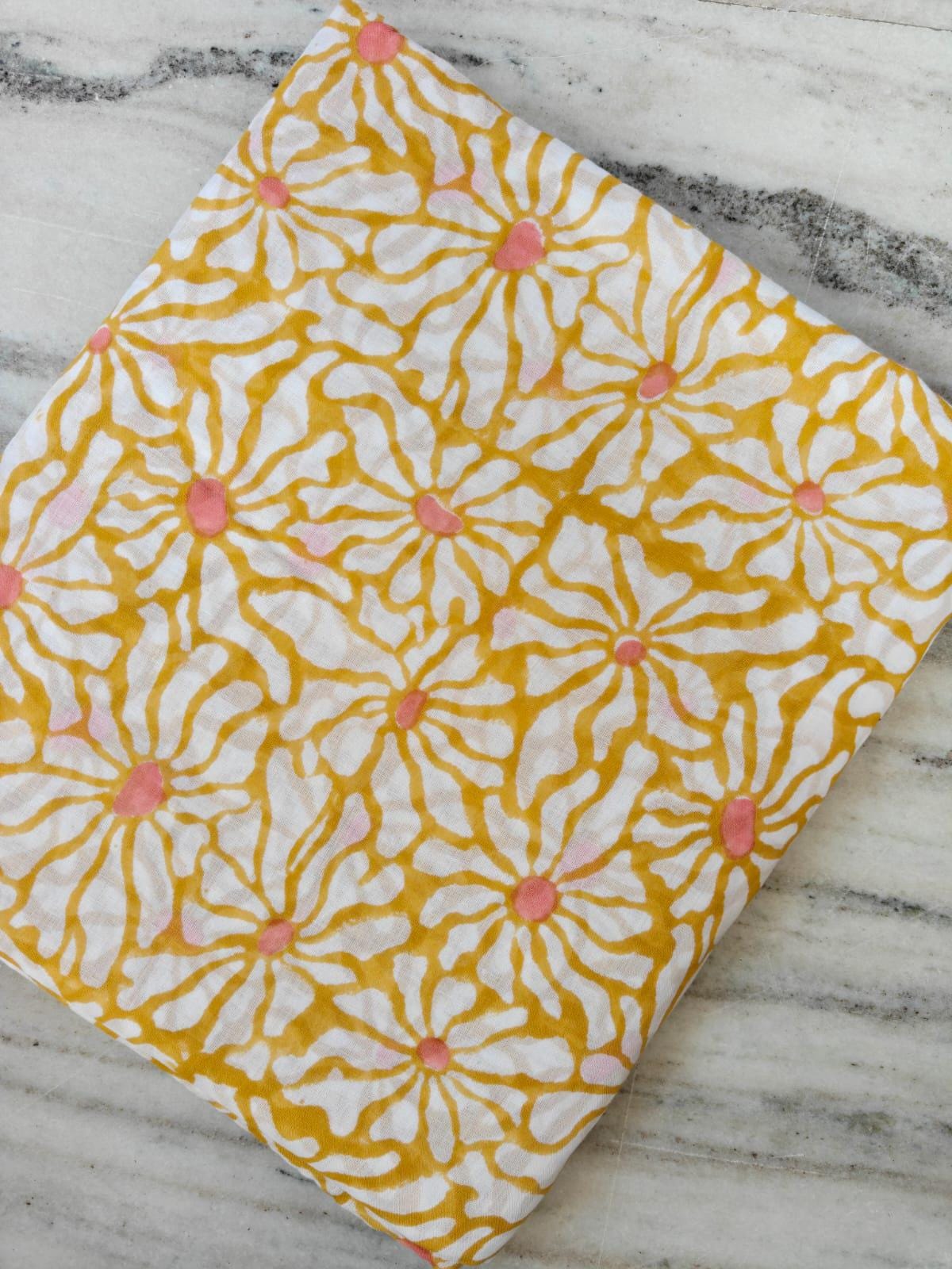 Yellow Daisy Floral Cotton Fabric, Soft Cotton Floral 100% Cotton Fabric By The Yard, Quilting, Sewing, Dressmaking, Textile Fabric