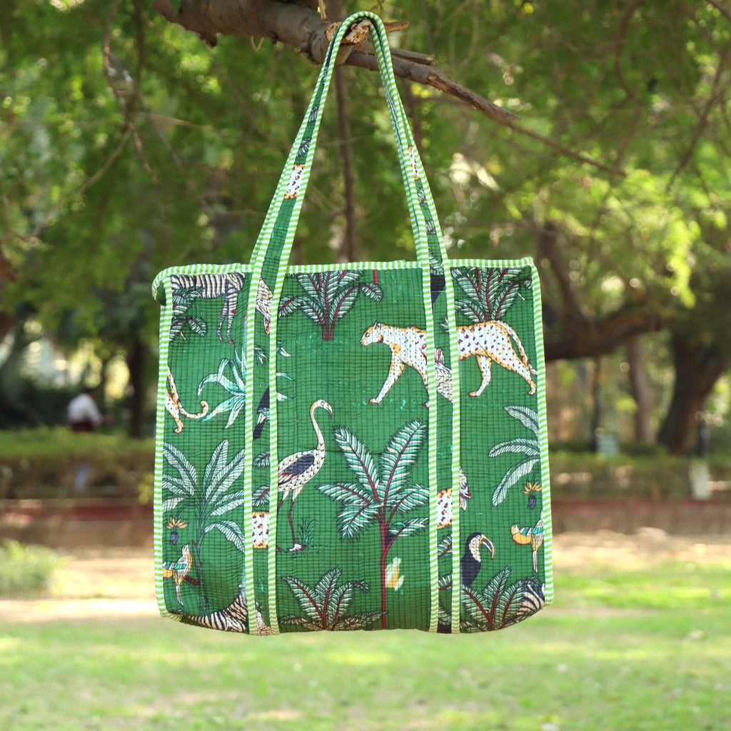 Green Jungle Safari Print Tote Bag, Handmade Quilted Cotton Shoulder Bag, Animal Print Eco Friendly Reusable Market & Travel Tote (Copy)
