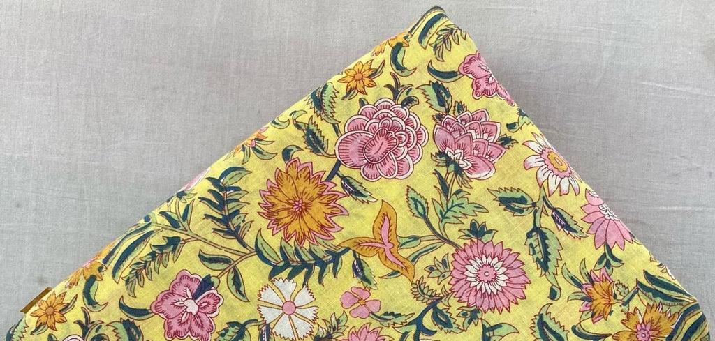 Yellow Floral Cotton Fabric – Vintage Garden Print with Pink Flowers & Green Leaves, Soft Lightweight Fabric for Dressmaking, Quilting & Crafts
