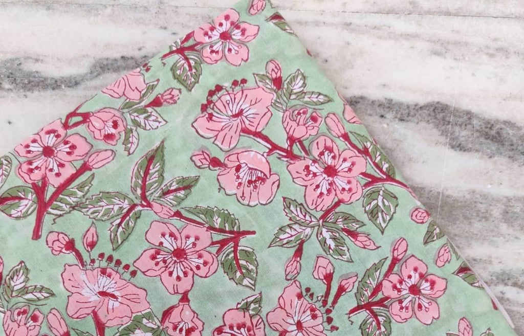 Green Pink Floral Cotton Fabric, 100% Soft Printed Cotton by the Yard, Quilting, Sewing, Dressmaking, Textile Fabric, Loose Running Fabric