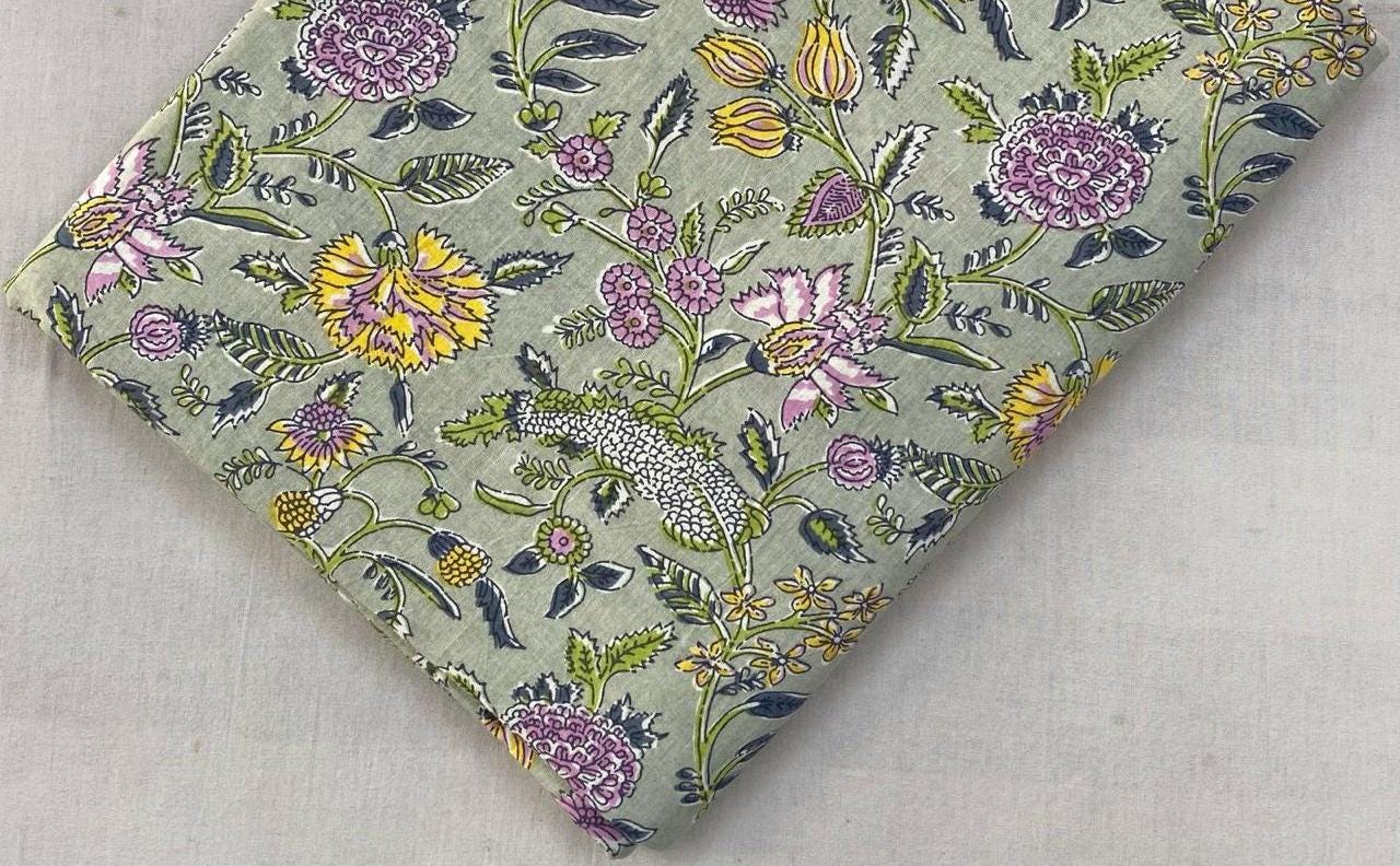 Floral Cotton Fabric, Sage Green Botanical Print, Vintage Style Flower Fabric, Soft Quilting Cotton, Cottagecore Fabric by the Yard, Napkins