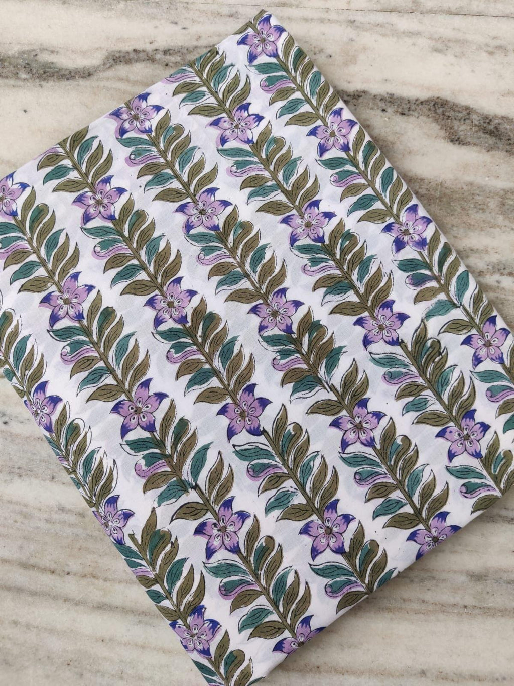 White Purple Floral Cotton Fabric, Soft Cotton Fabric by the Yard, Quilting, Sewing, Dressmaking, Fabric for Loose Running, Textile Fabric