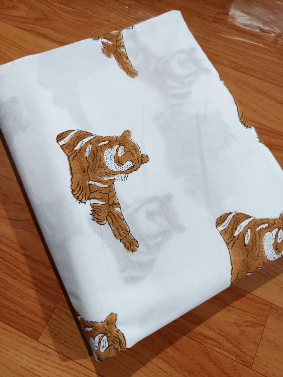 White Base and Red Tiger Print Cotton Fabric, Indian Hand Block Fabric, 100% Cotton Quilting Fabric By The Yard, Loose Running Fabric