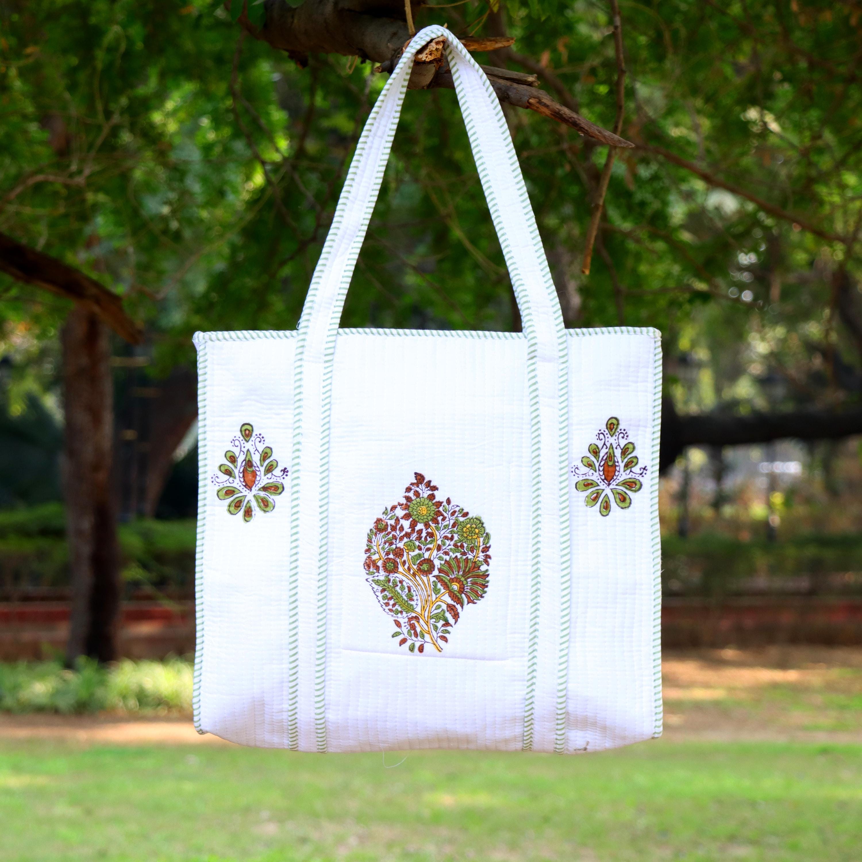 Hand Block White Cotton Floral Block Print Shoulder Bag, Handmade Quilted Tote Bag, Quilted Tote Bag, Indian Bags Shopping Bags, Women's Bag
