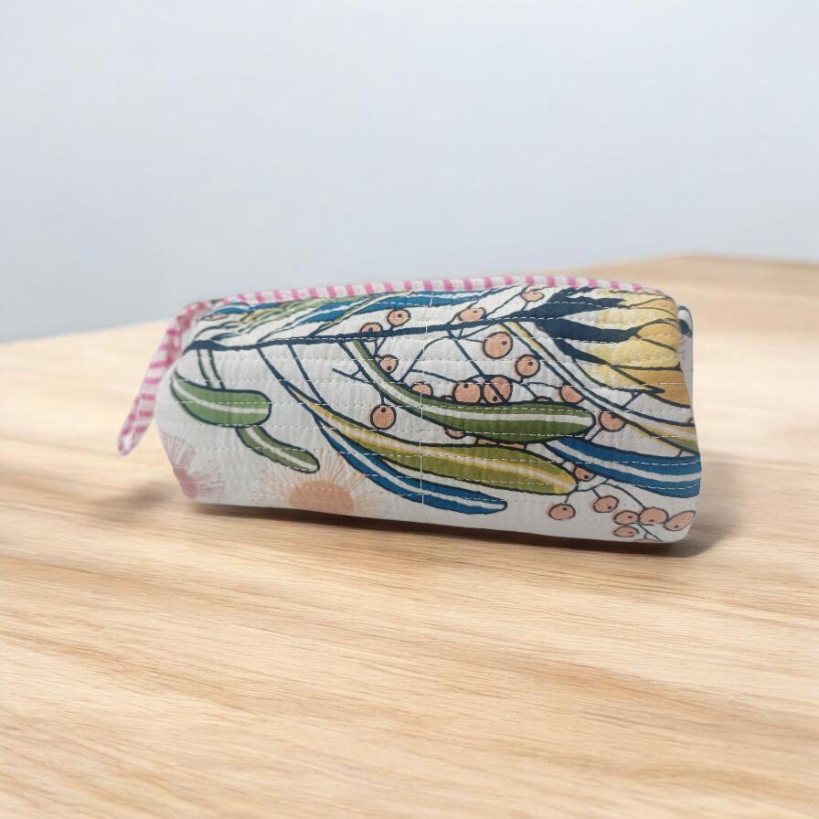Quilted Floral Makeup Bag, Handmade Cotton Cosmetic Pouch, Modern Botanical Zip Bag, Toiletry Travel Pouch, Small Makeup Organizer, Gifts