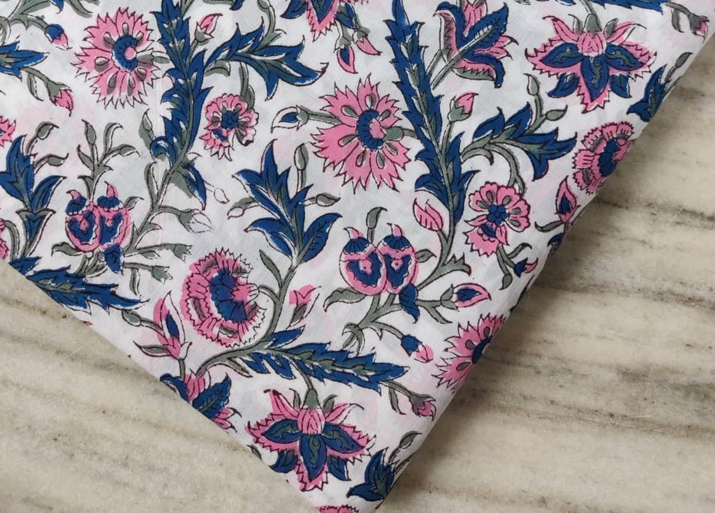 White Pink Blue Floral Cotton Fabric, Soft Printed Cotton Material by the Yard, Quilting, Dressmaking, Sewing, Textile Fabric, Loose Fabric