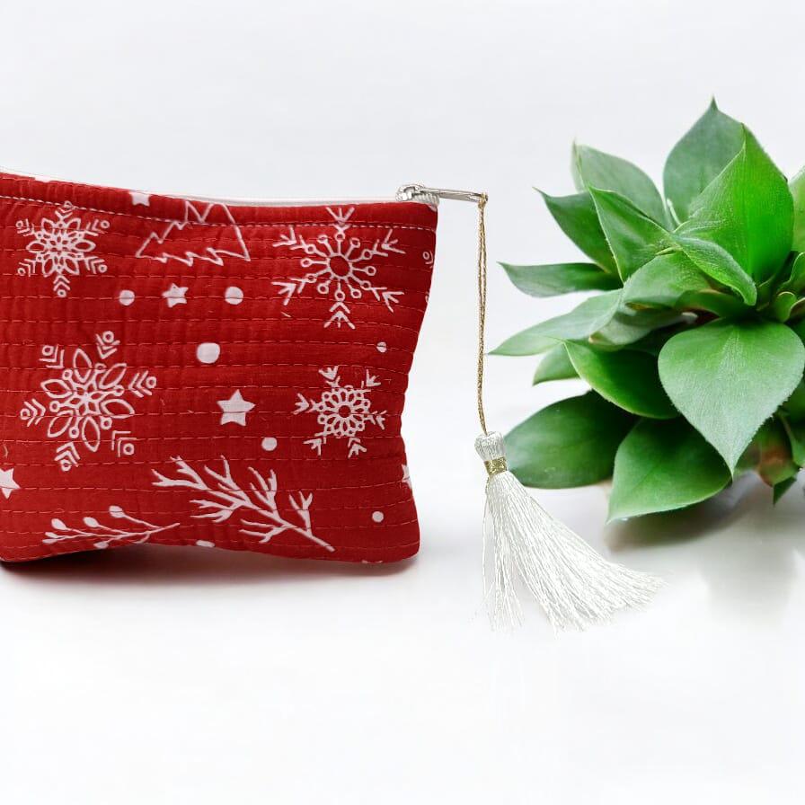 Handmade Quilted Pouch with Red Floral Design – Zipper Bag with Tassel | Christmas Gifts | Gift For Her | Tote Bags | Gift For Bags