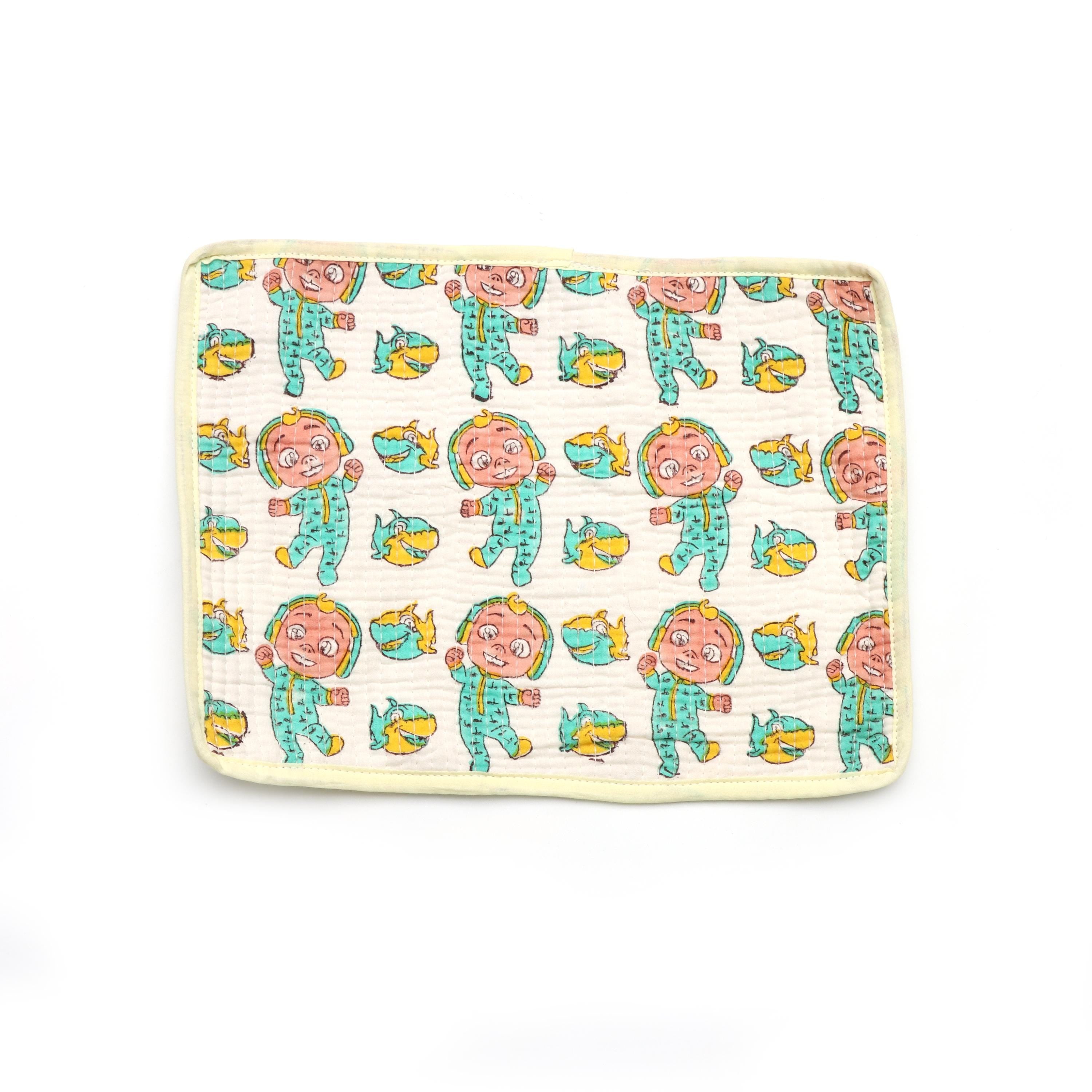Quilted Baby Burp Cloth, Soft Cotton Burp Rag Placement, Cute Cartoon Baby & Fish Print Placement, Reusable Newborn Feeding Cloth Placement