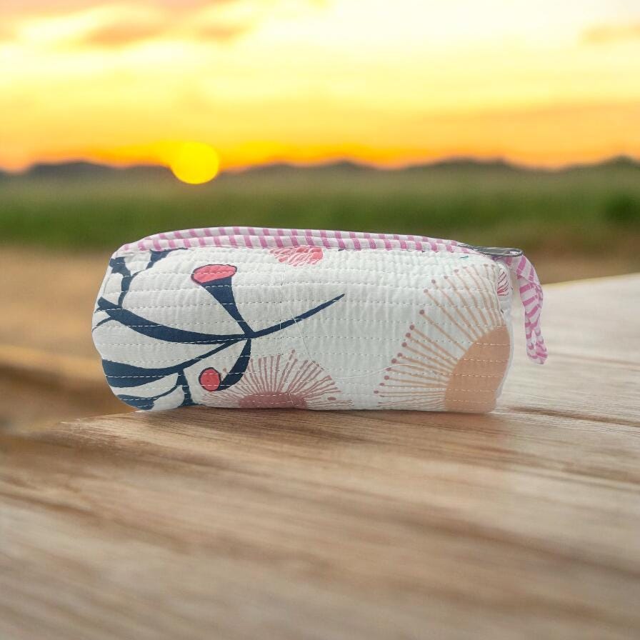 Quilted Floral Makeup Bag, Handmade Cotton Cosmetic Pouch, Modern Botanical Zip Bag, Toiletry Travel Pouch, Small Makeup Organizer, Gifts