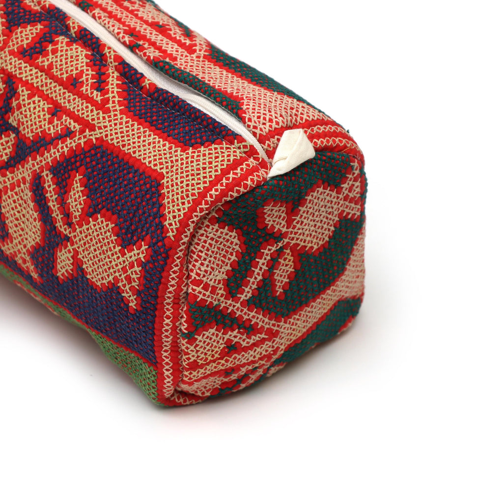 Handcrafted Embroidered Fabric Jewellery Pouch with Zip Closure, Jewellery Bag, Kantha Travel Pouch, Indian Textile Storage Pouch, Gifts