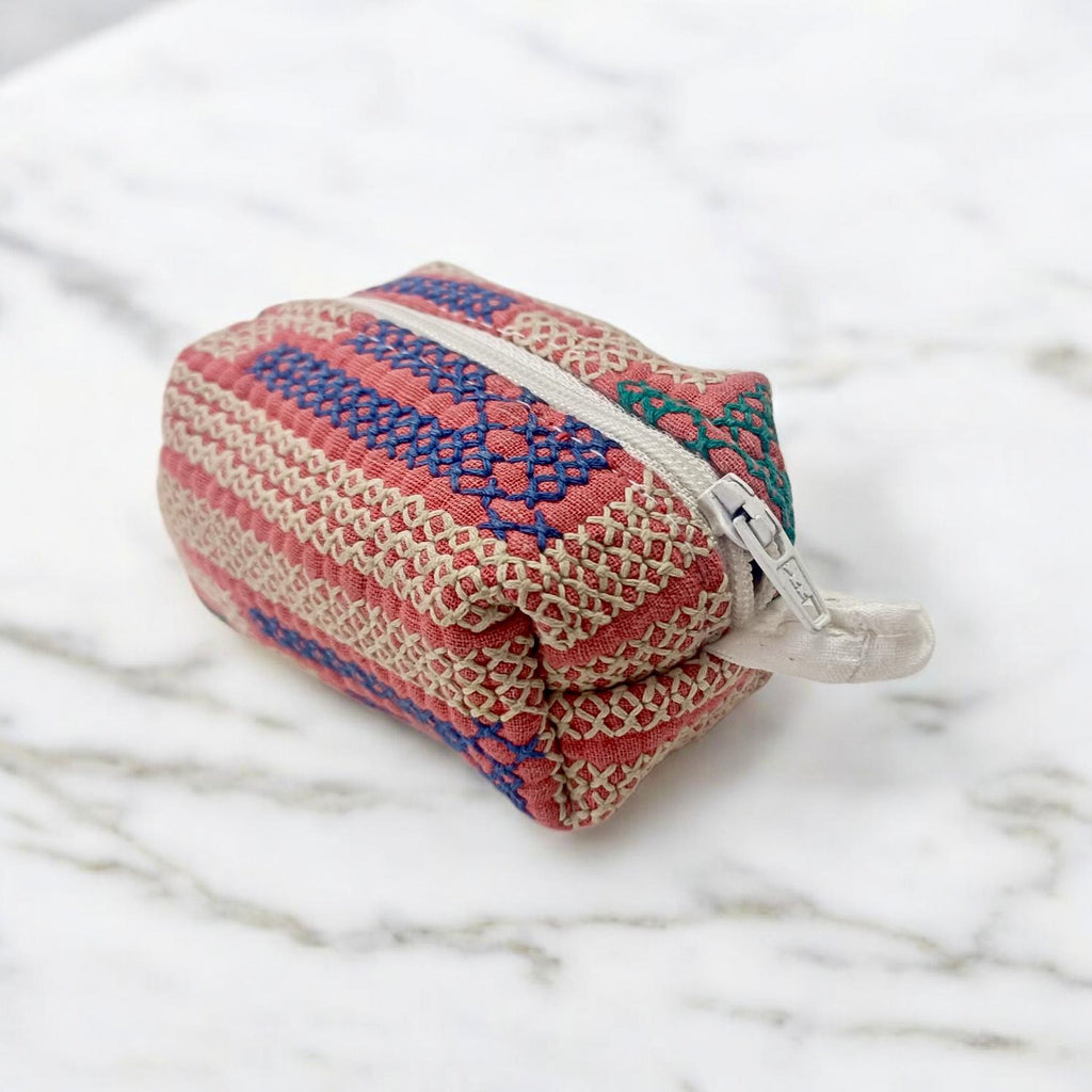 Handcrafted Embroidered Fabric Jewellery Pouch with Zip Closure, Mini Jewellery Bag, Vintage Jewellery Purses, Mini Bag, Jewellery Pouch