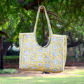 Handmade Quilted Tote Bag Yellow Floral Cotton Shoulder Bag Reusable Shopping Tote Boho Everyday Fabric Bag Market Tote Bag, Without Chain
