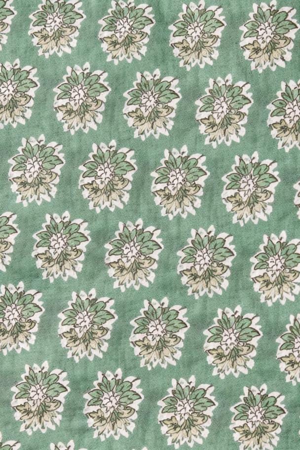 Green Floral Cotton Fabric by the Yard, Block Print Style Cotton Cloth, Soft Lightweight Cotton Fabric for Sewing, Quilting, Dressmaking