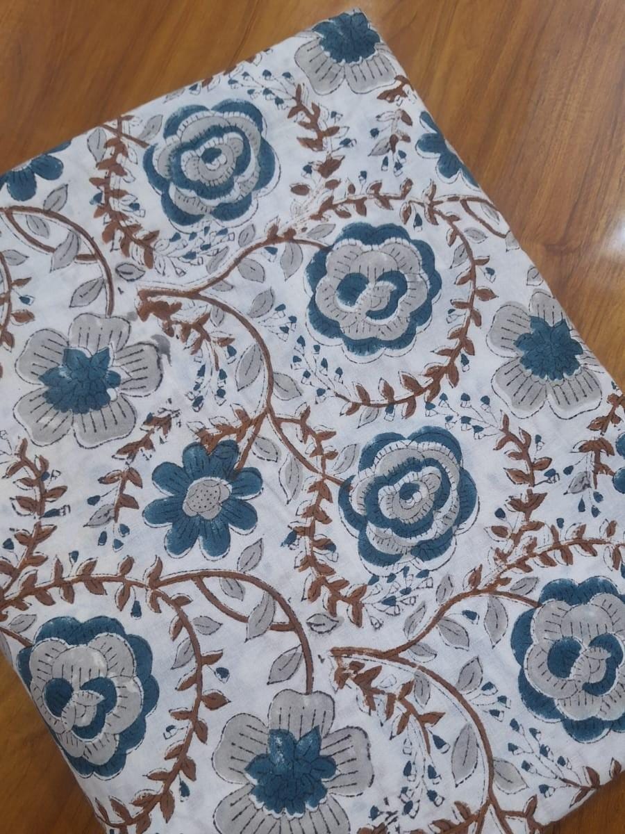 Blue Floral Cotton Fabric, Vintage Flower Print Fabric, Botanical Vine Cotton Fabric by Yard, Soft Craft Sewing Fabric, Dressmaking Fabric