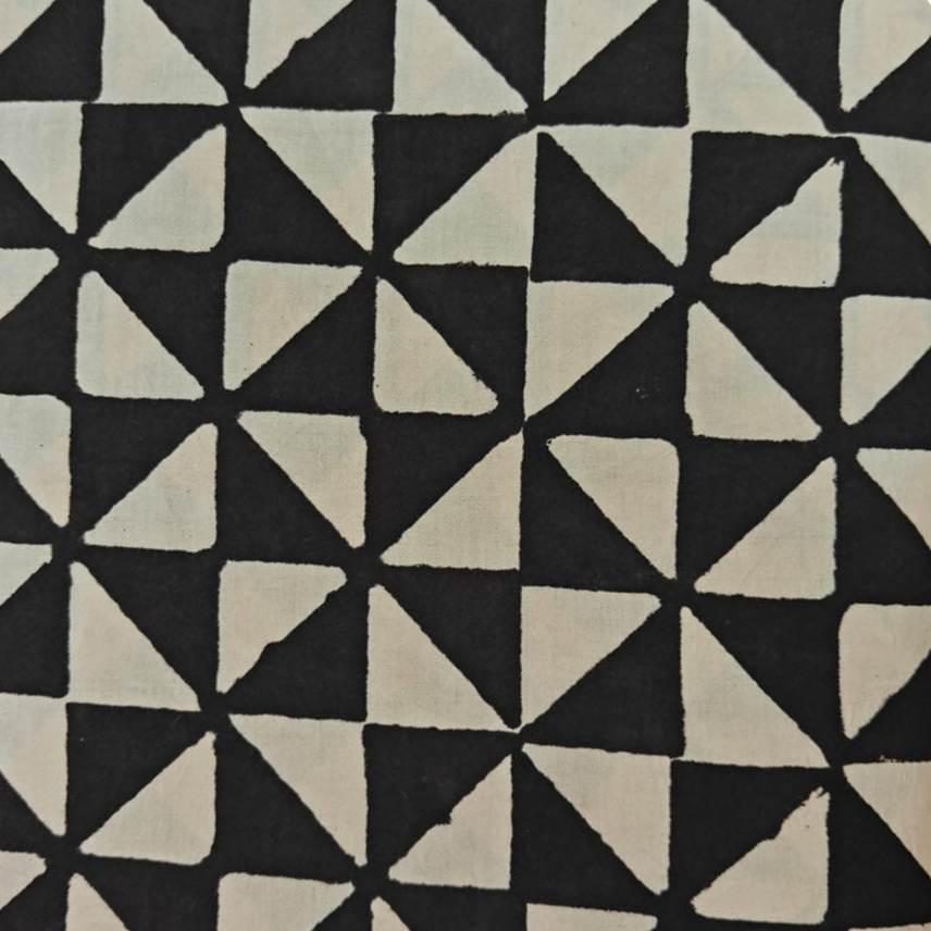 Black and White Geometric Cotton Fabric by Yard, Modern Triangle Print Quilting Fabric, Abstract Cotton Material for Sewing, Home Decor