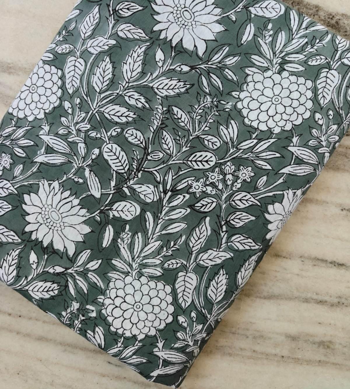 Green White Floral Hand Block Print Cotton Fabric by Yard, Botanical Indian Cotton Fabric for Sewing, Quilting & Home Decor, Loose Fabric