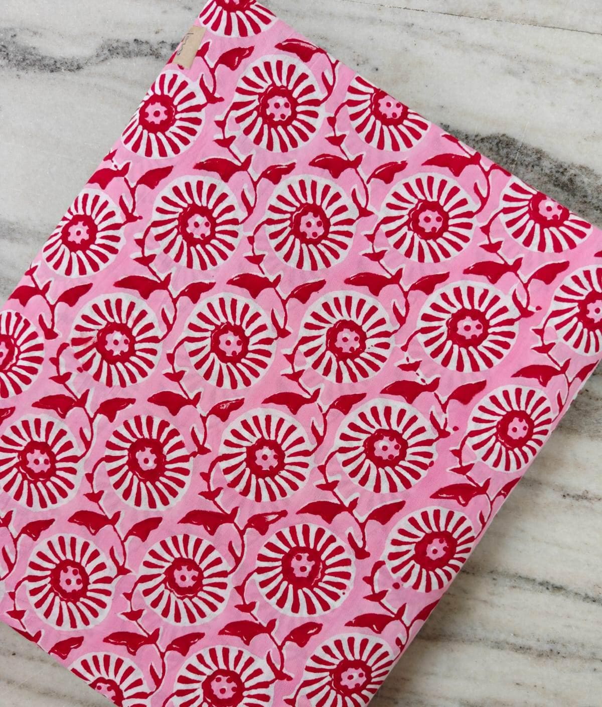 Pink Red Floral Hand Block Print Cotton Fabric by the Yard, Daisy Flower Indian Cotton Fabric for Quilting, Sewing Dressmaking, Loose Fabric