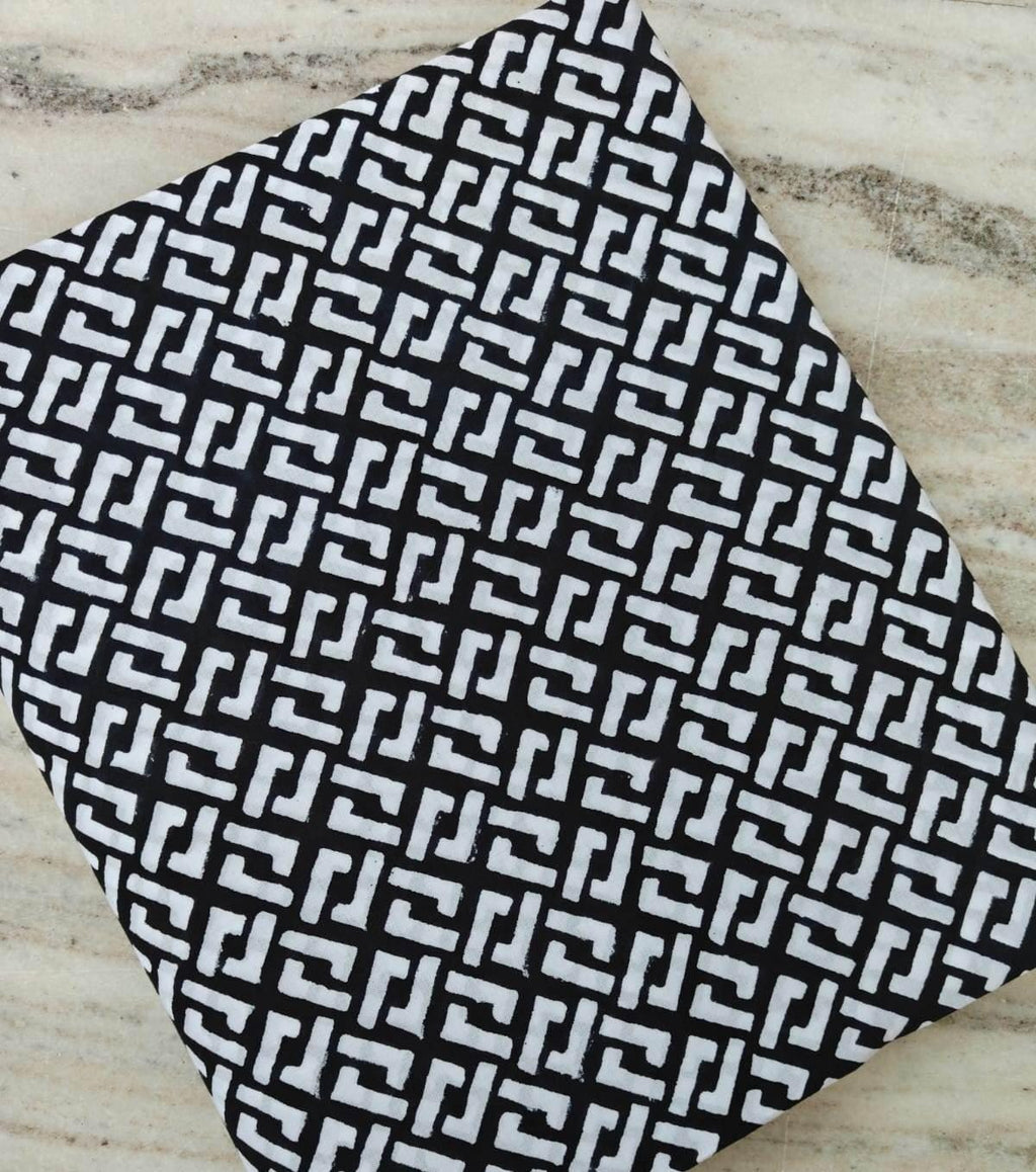 Black White Geometric Cotton Fabric, Modern Abstract Print Fabric, 100% Floral Indian Cotton Fabric by the Yard, Quilting, Sewing Fabric