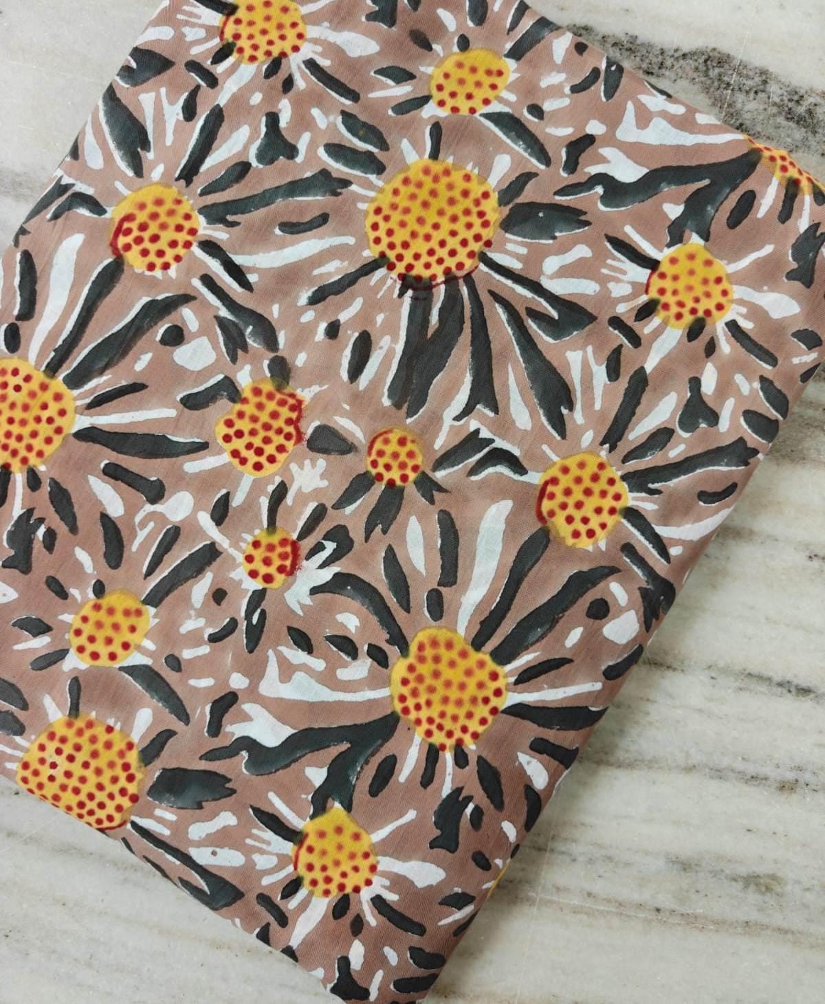 Cotton Fabric by the Yard, Floral Daisy Print Fabric, Hand Painted Style Cotton, Boho Fabric, Sewing & Quilting Fabric, Loose Running Fabric