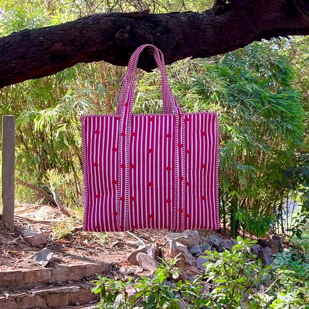 Pink Striped Heart Tote Bag, Quilted Cotton Shoulder Bag, Handmade Boho Carryall, Cute Everyday Shopping Tote, Gift for Her